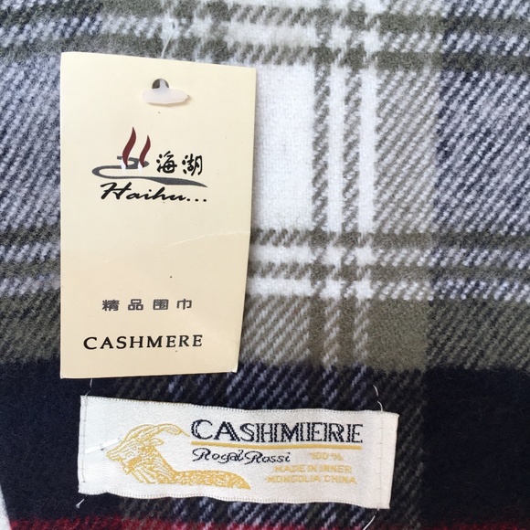 Royal Rossi Scarf 100% Cashmere Tartan plaid Red Blue White Green - Picture 5 of 5